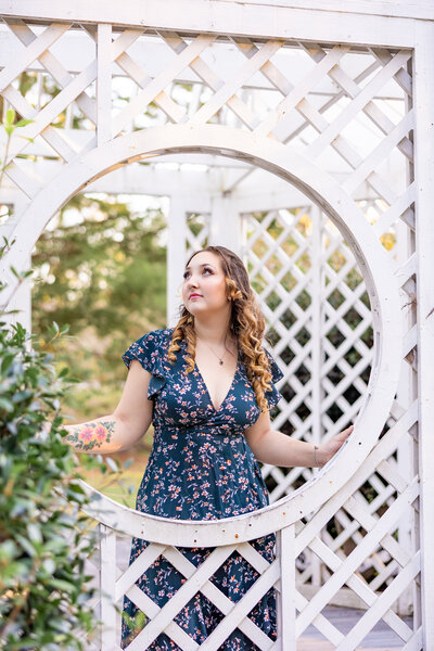 senior girl exploring azalea park in Summerville south carolina