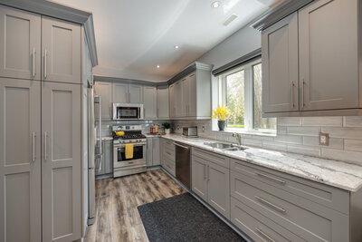 526 View Lake NEW eat in kitchen (5)