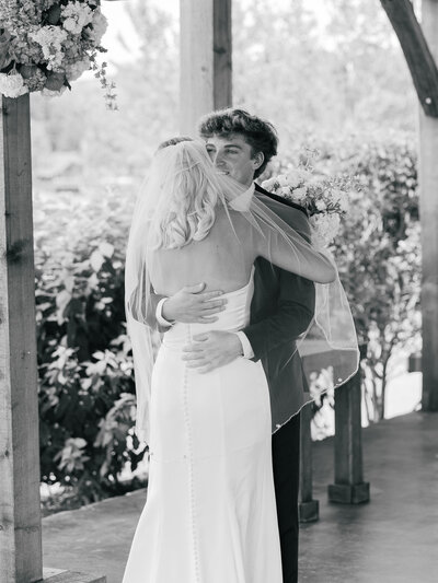 Wedding photographer Alabama southern weddings natural light film digital.