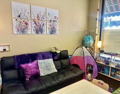 arvada-playroom-therapy-space-1