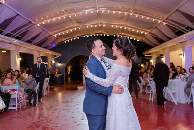 bride and groom first dance