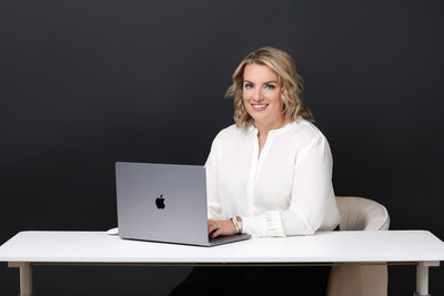 Company Headshot Photographer