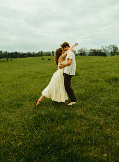 sweet woman leaning on man 