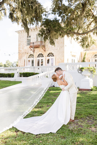 bella cosa lake side wedding venue bride and groom