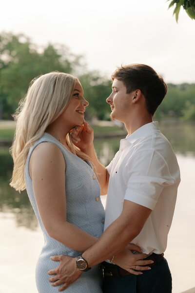 Engagement session at Centennial park