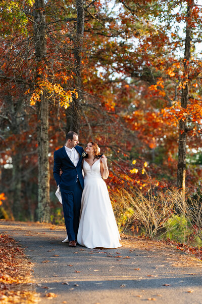 couple on wedding day at waverly oaks in plymouth ma