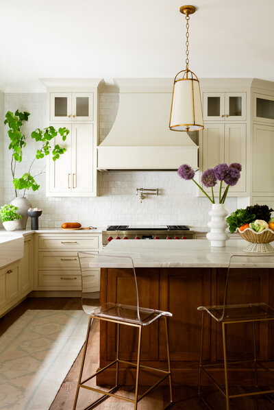 Neutral kitchen cabinets