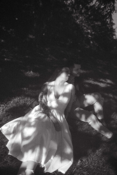 Elopement photos in Illinois
