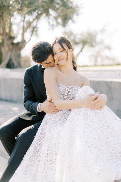 Junophoto-La-Coquillade-wedding-couple-portrait-022