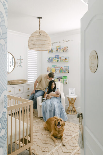 California newborn photographer capturing family in home