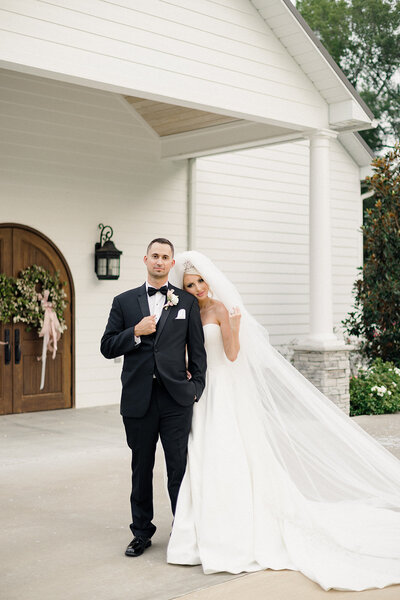 Luxury wedding at Legacy Acres in Conway, Arkansas by Cameron and Elizabeth Photography
