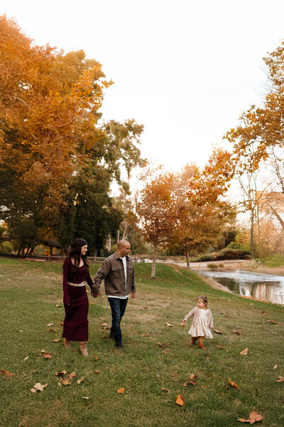 family photos with fall color in san diego