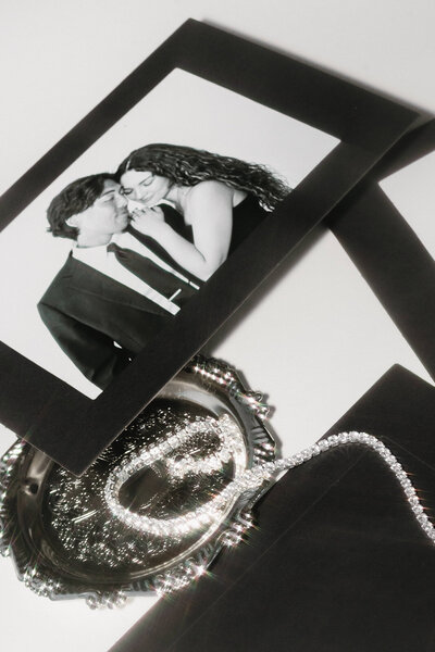 92_Glam_Portrait_Details_Booth_Stock