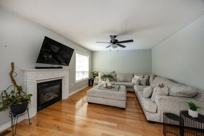 36 Westside family room (2)