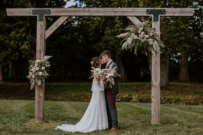 clayhousephotography-indiana-wedding-photography-Sixpence-Baird-66