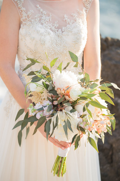 custom Maui wedding florals