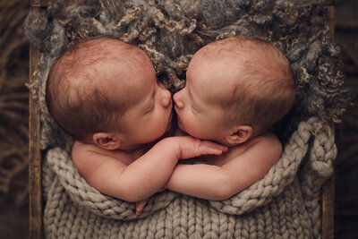 emotie-samen-tweeling-baby-captured-by-eef