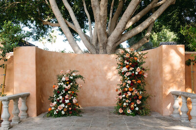ceremony wedding flowers at royal palms in scottsdale az