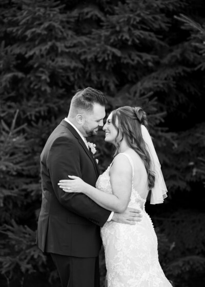 elegant documentary-style wedding photography in Cleveland, Ohio