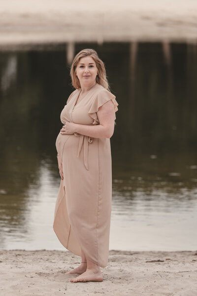 Client closet jurk zwangerschapsshoot