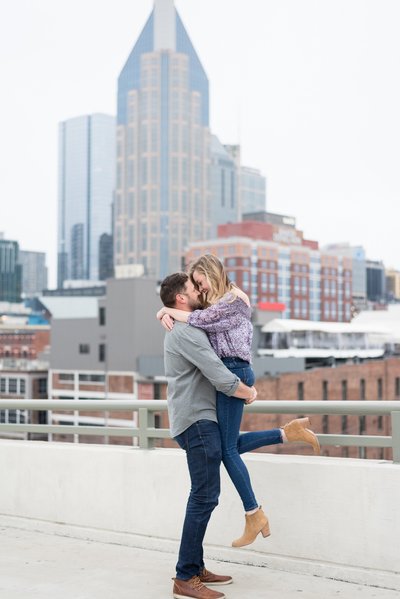 Downtown-Nashville-City-Engagement-Session-Nashville-Wedding-Photographer+1