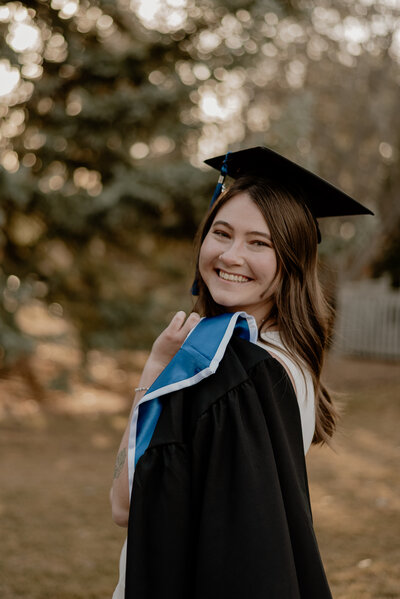 MeganGradPreviews_MCZPhotography-4