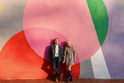 street-art-couple