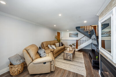 126 Pine Point family room (1)