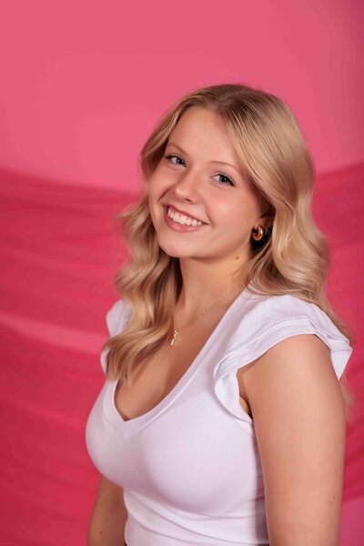 Downtown Raleigh Studio - fun vibe for teenagers