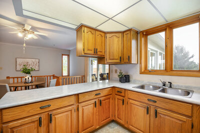2295 Regional Rd 3 kitchen (4)