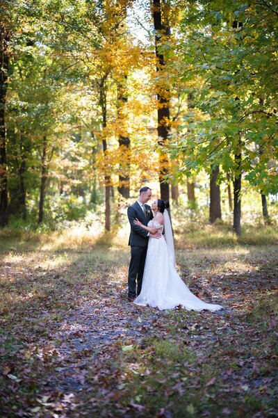 hain-burkdoll-serra-valley-barn-maryland-weddings-jsasuphotography-40