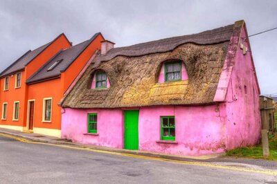 pink-cottage-house-doolin-ireland-1024x682