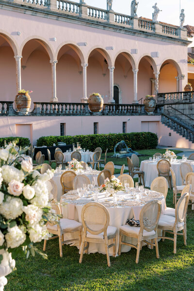 Beautiful outdoor wedding table decor