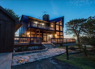 Tri-Level Home on Lake Whitney