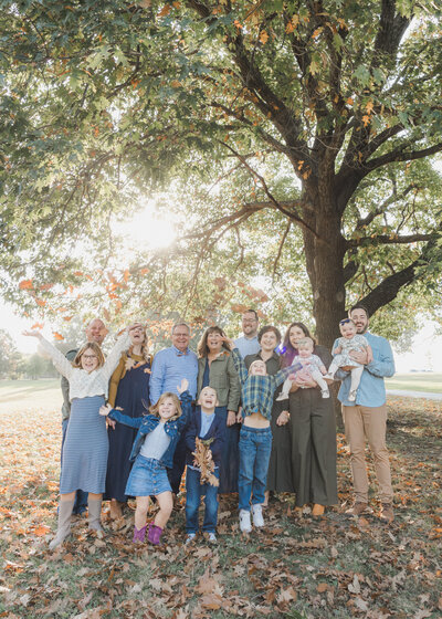 Fall Extended Family Shawnee Kansas Shawnee Mission Park