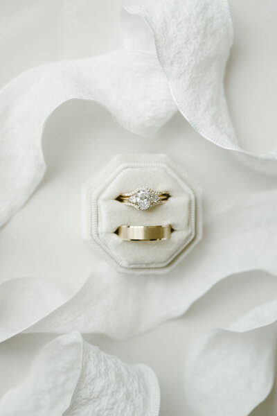 wedding ring