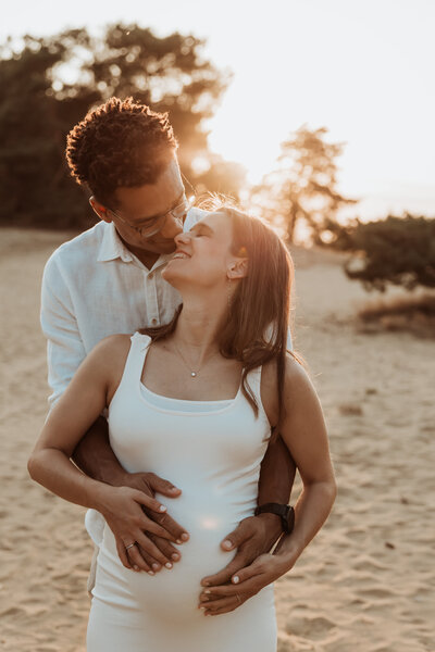 Zwangerschapsshoot gezin Limburg door Jolien Leen Fotografie