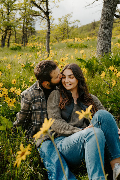 Jill&Kyle-Columbia-River-Gorge-Engagement-VenturetoElope-41_websize