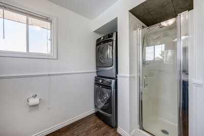 78 Cherry Blossom ensuite laundry (2)