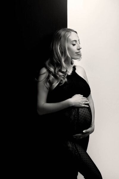 Women poses in black and white for a Vancouver Photographer