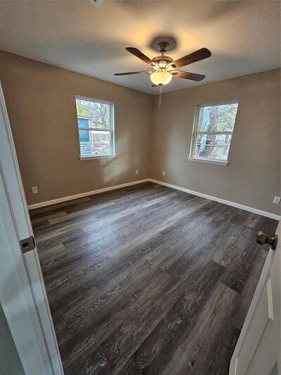 Open floorplan kitchen in home for sale in Krum Texas