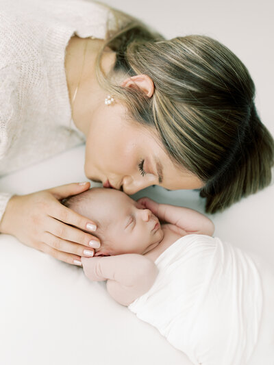 Minneapolis Newborn Photographer
