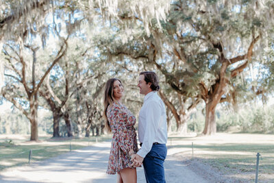 engagement bride and groom savannah georgia forsyth park