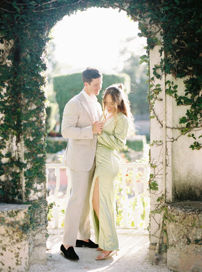 Engagement session at Vizcaya in Miami