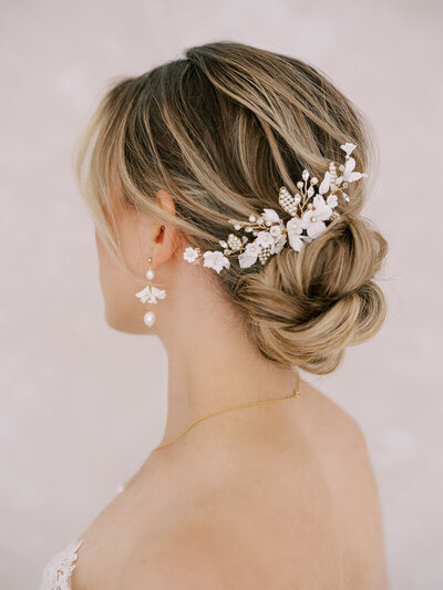 Elegant gold bridal hairpiece, , jewelry by Joanna Bisley Designs, romantic and modern wedding jeweler based in Calgary, Alberta.  Featured on the Brontë Bride Vendor Guide.