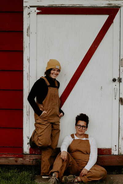 laramie-and-morgan-gardening-session004-46