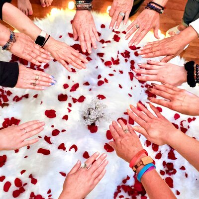 dana haines hosting soul retreat awaken the magic sedona arizona womens wellness and spiritual retreat
