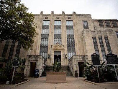 Austin Travis County courthouse wedding