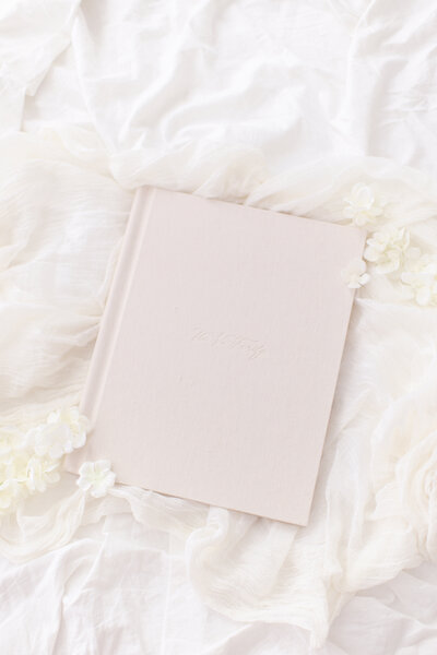 Brea Natural Baby Photographer Studio | Tiffany Chi Photography