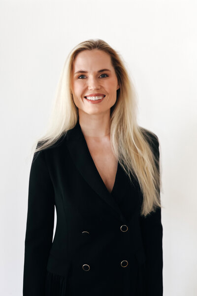 Deetox Skin & Laser is a premier North Carolina med spa serving Burlington and Chapel Hill. We specialize in injectables, BBL/Moxi Laser, Laser Hair Reduction, Microneedling, SkinPen, Virtue RF, PRP, and more! 